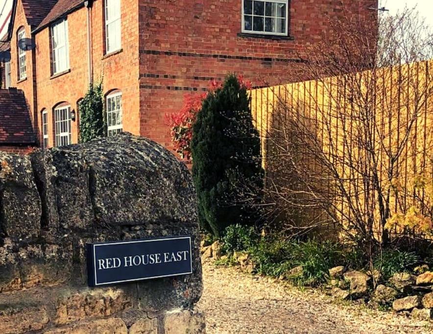 バートン・オン・ザ・ウォーター Beautiful Cotswold Couples Retreatヴィラ エクステリア 写真
